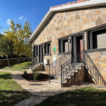 Apartamentos Los Pocillos Gargantilla del Lozoya Exteriér fotografie