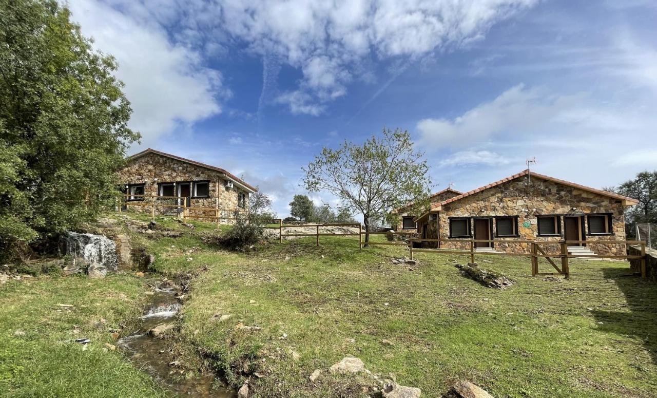 Apartamentos Los Pocillos Gargantilla del Lozoya Exteriér fotografie