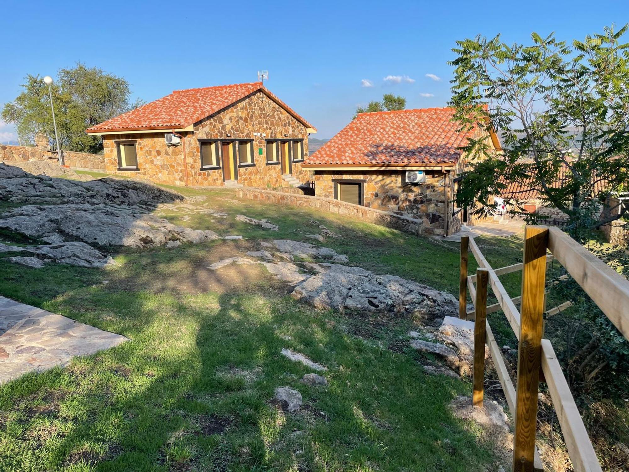Apartamentos Los Pocillos Gargantilla del Lozoya Exteriér fotografie
